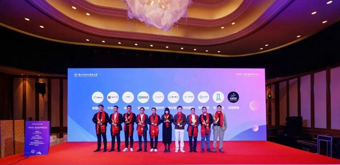 kingwills-1222.jpg kingwills-1222.jpg